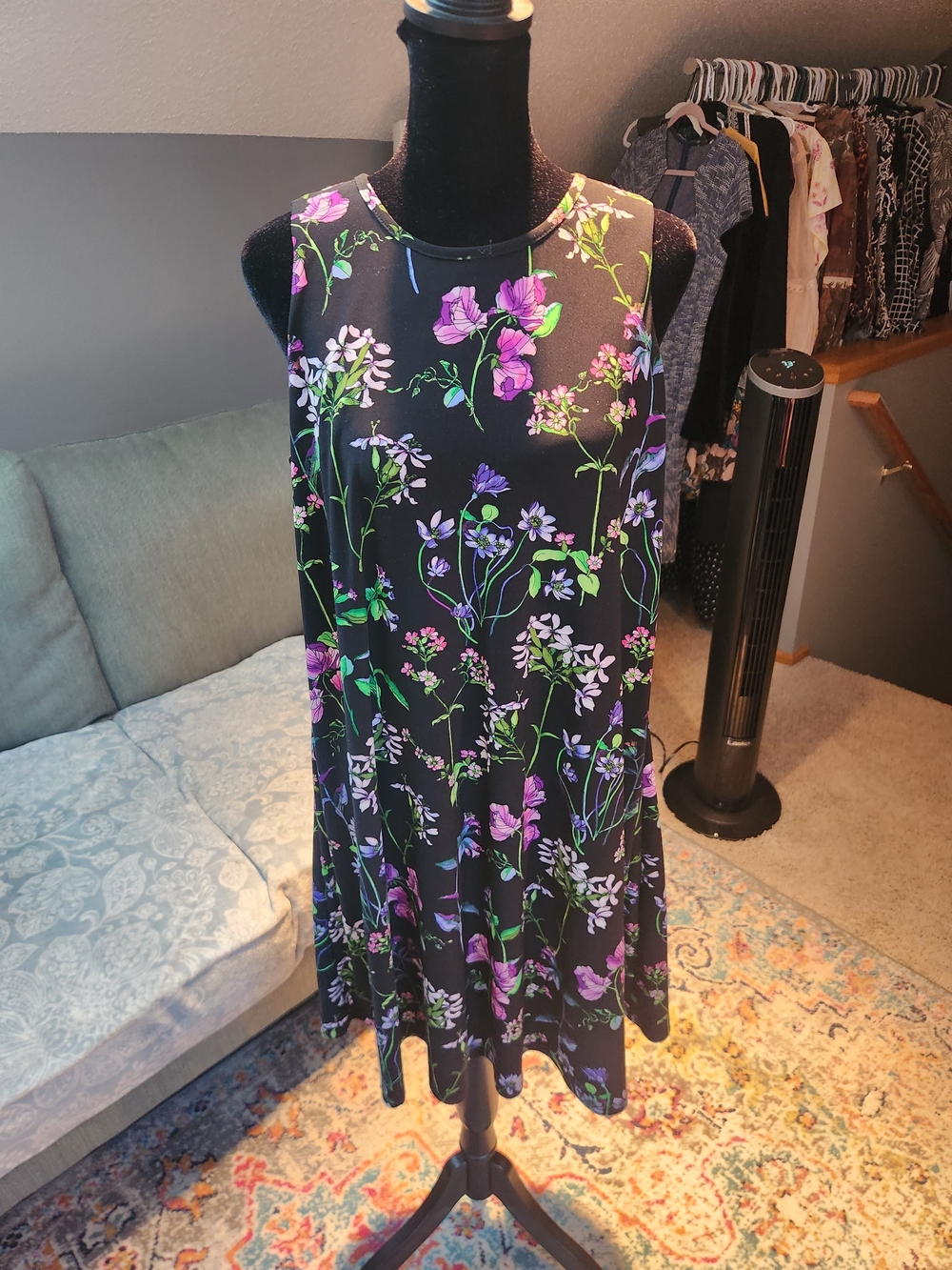 Tommy Hilfiger Floral Mini Dress Black & Purple Size 6 Great Condition